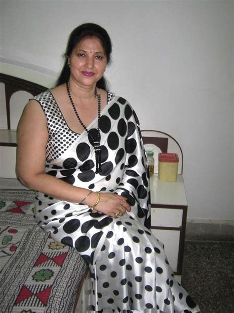 Desi mom nude pics